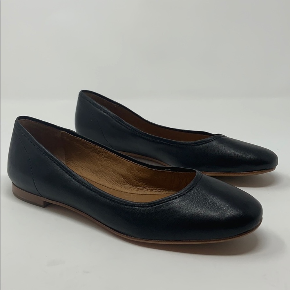 Frye Gloria Ballet Leather Navy Flat NWOB